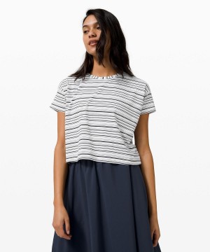 T Shirts Lululemon Cates Cropped Femme Stripes Blanche Noir | FR_LuLu61760