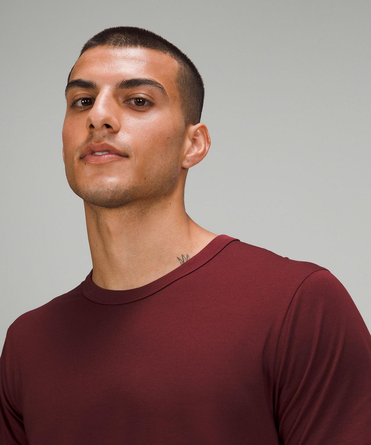 Chemises Lululemon Fundamental T-Shirt Homme Rouge | FR_LuLu40632