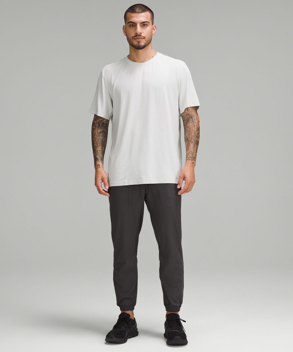 Chemises Lululemon License to Train Relaxed-Fit Short-Sleeve Homme Blanche | FR_LuLu54432