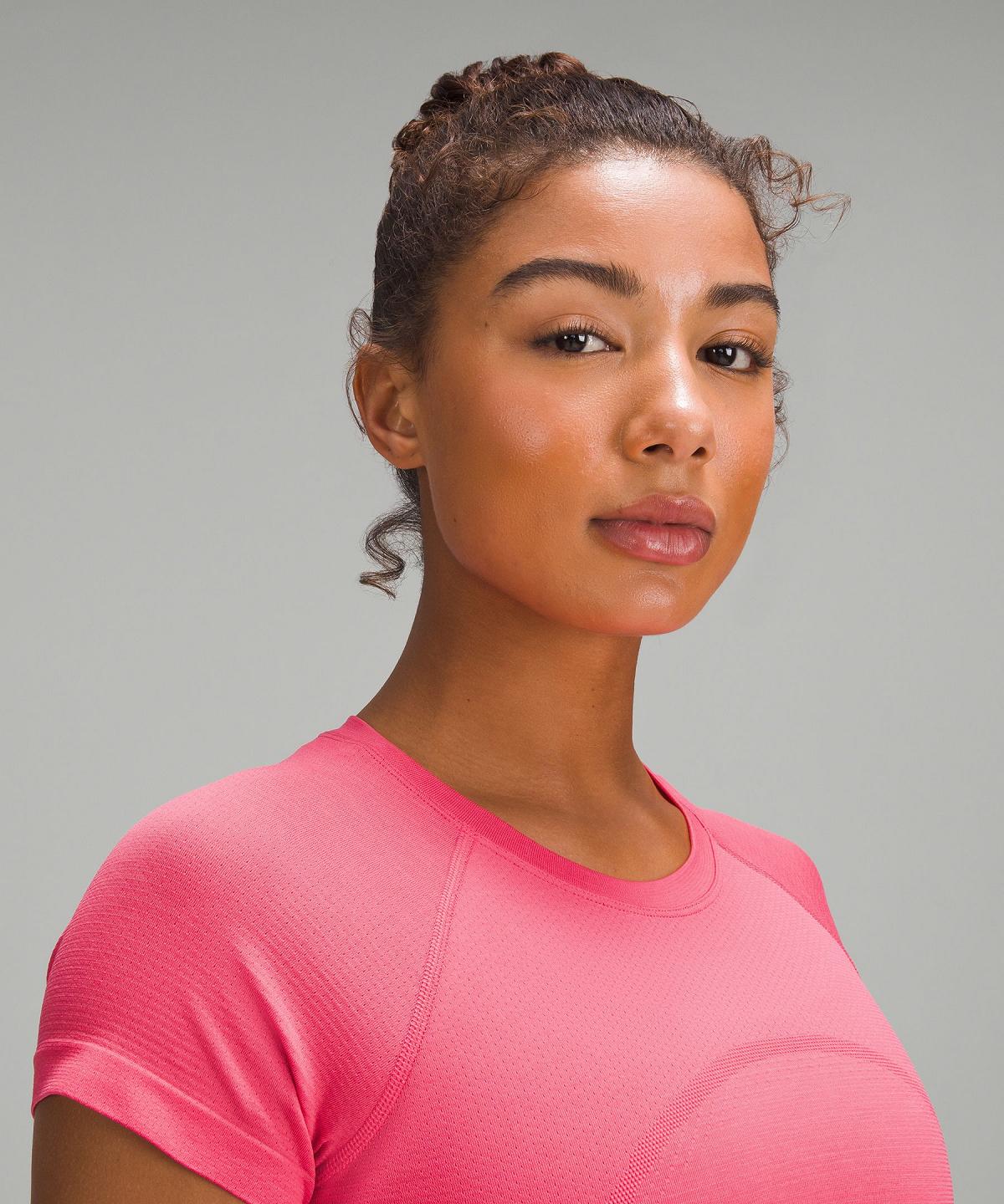 Chemises Lululemon Swiftly Tech Cropped Short-Sleeve 2.0 Femme Rose | FR_LuLu58011