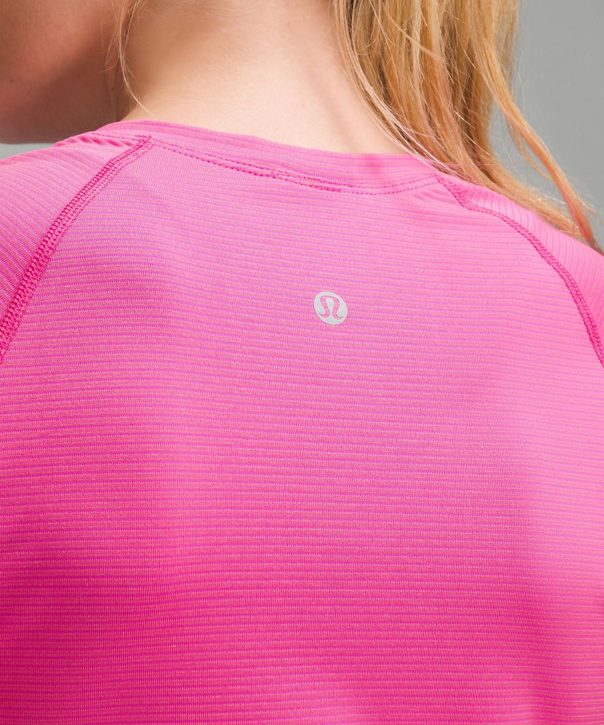 Chemises Lululemon Swiftly Tech Short-Sleeve 2.0 Femme Rose | FR_LuLu44021