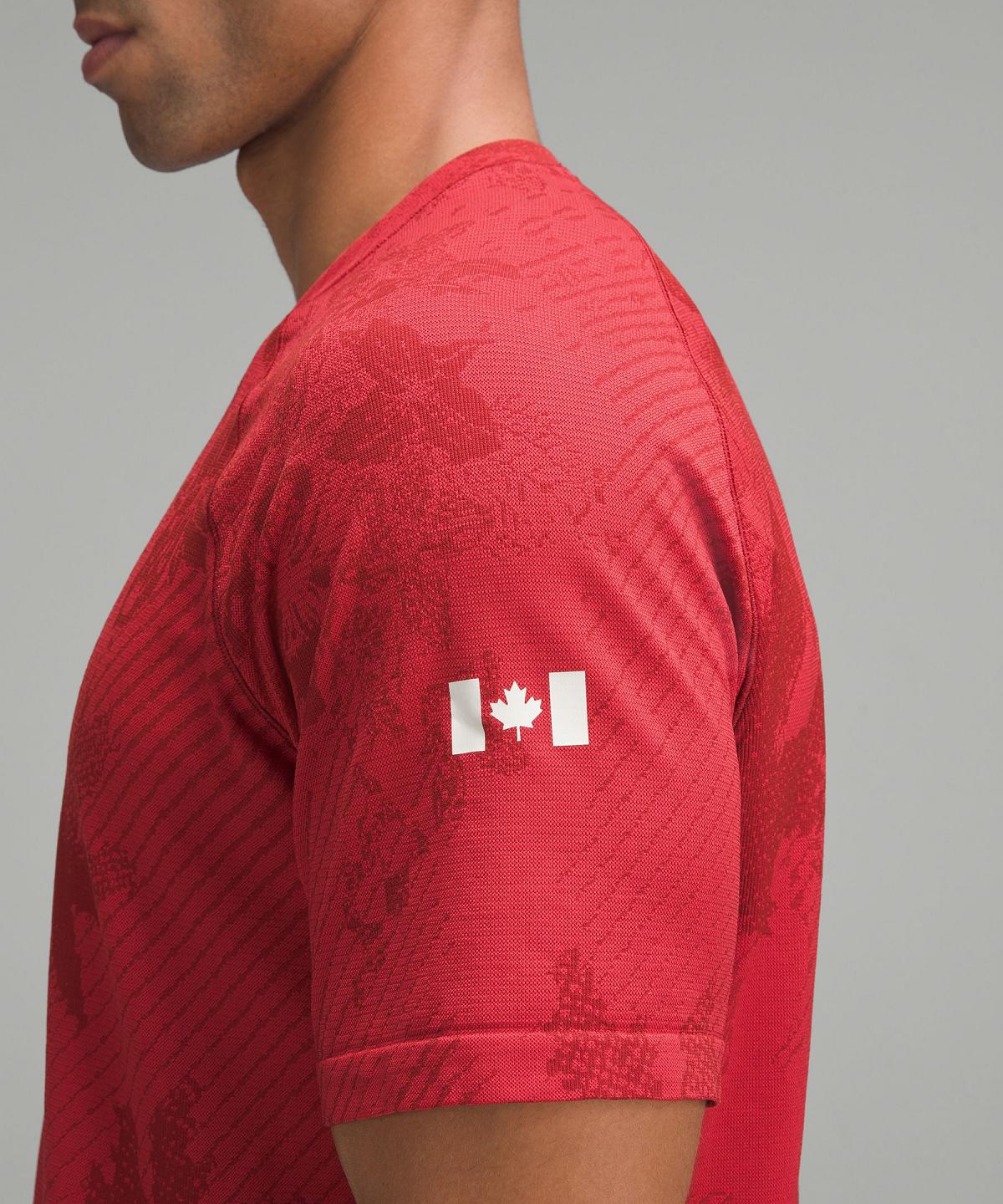 Chemises Lululemon Team Canada Metal Vent Tech Short-Sleeve Homme Rouge Foncé | FR_LuLu80213