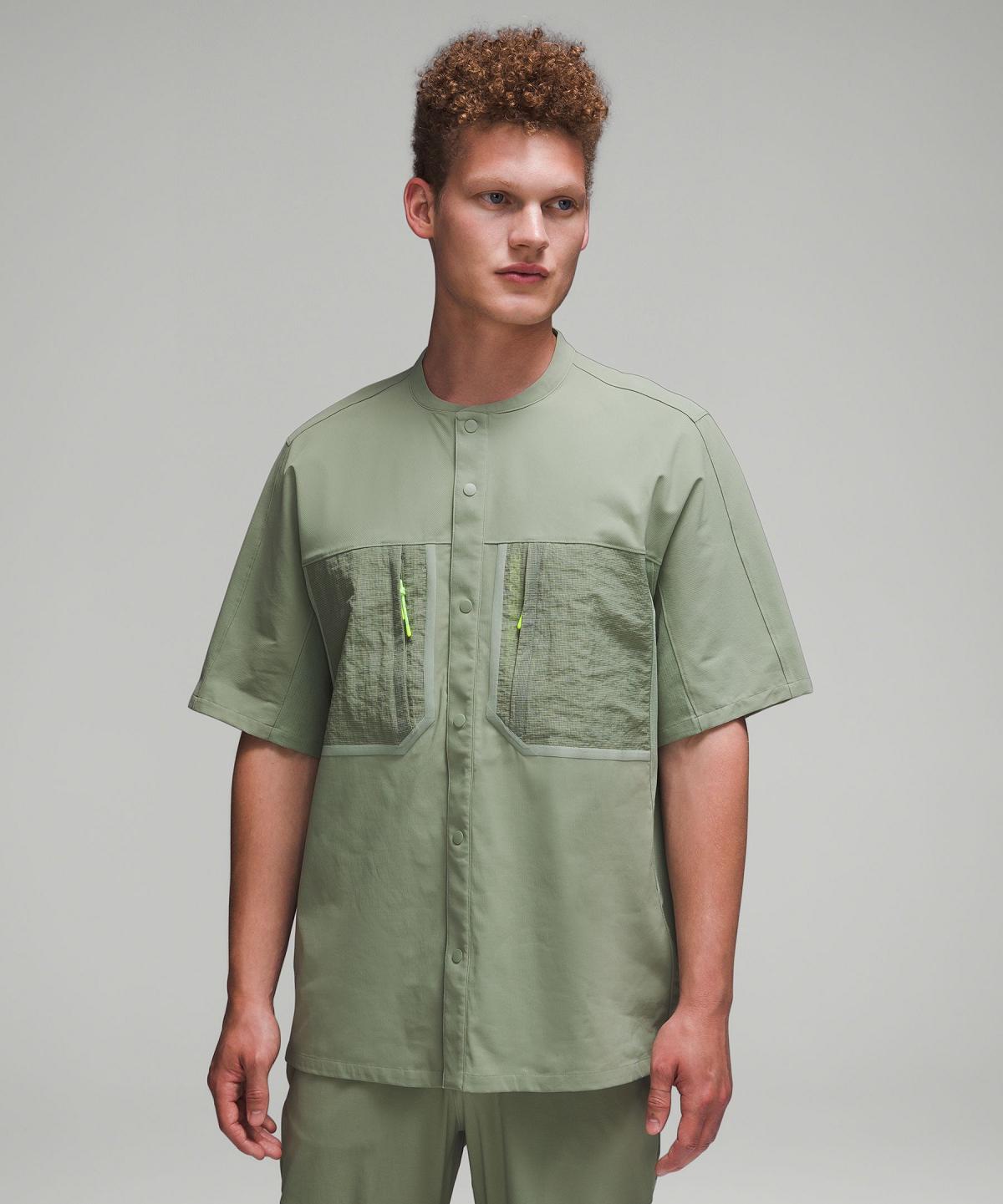 Chemises Lululemon Water-Repellent Hiking Short Sleeve Homme Vert | FR_LuLu77284