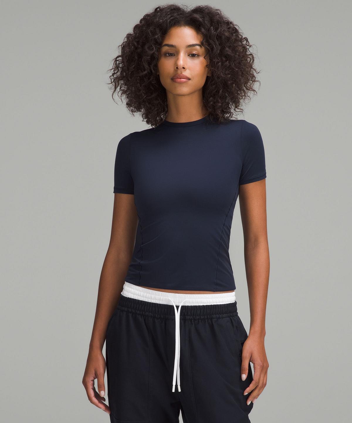 Chemises Lululemon Wundermost Ultra-Soft Nulu Hip-Length Crew Short-Sleeve Femme Bleu Marine | FR_LuLu39908