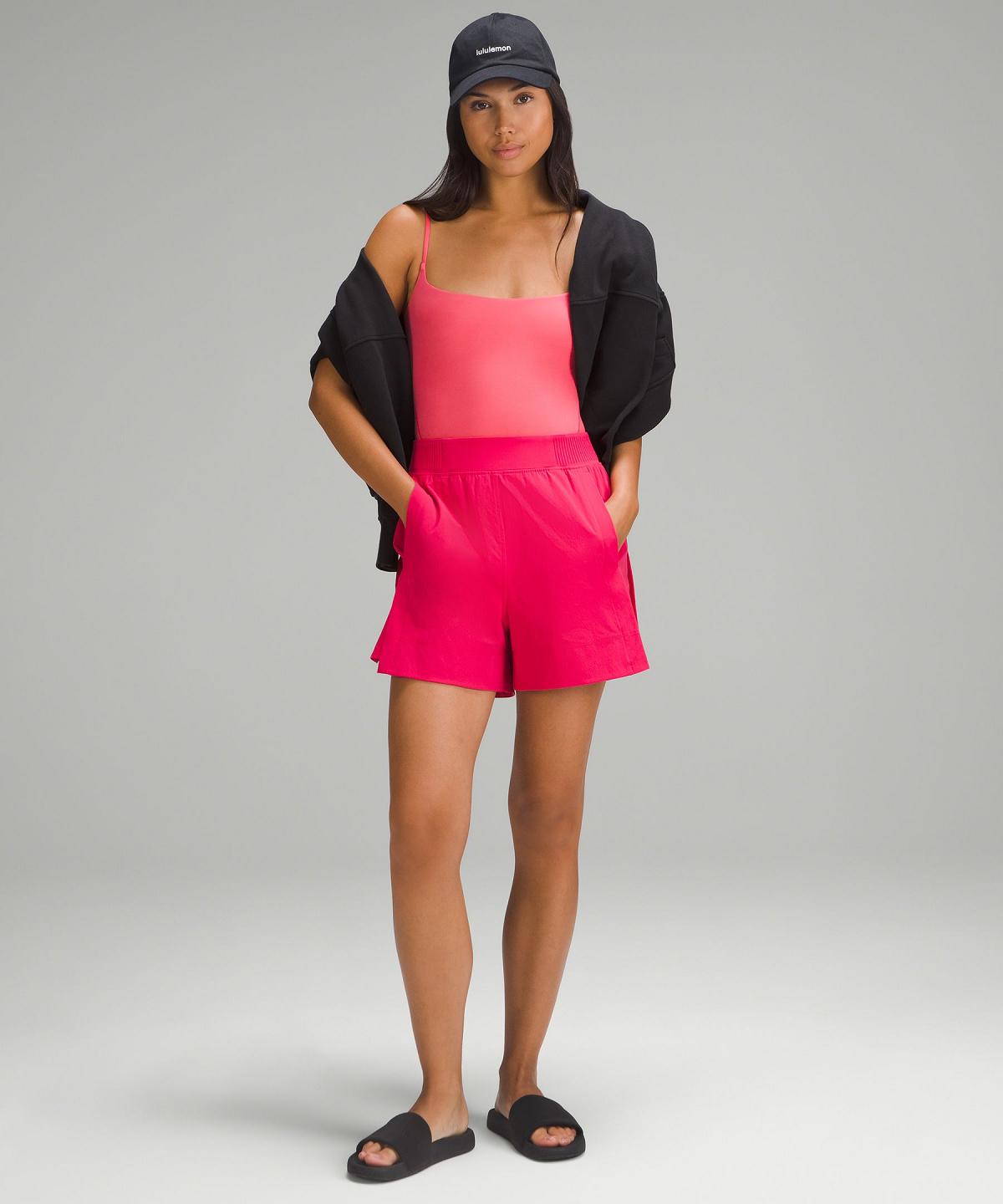 Debardeur Lululemon Wundermost Ultra-Soft Nulu Square-Neck Spaghetti-Strap Bodysuit Femme Rose | FR_LuLu31312