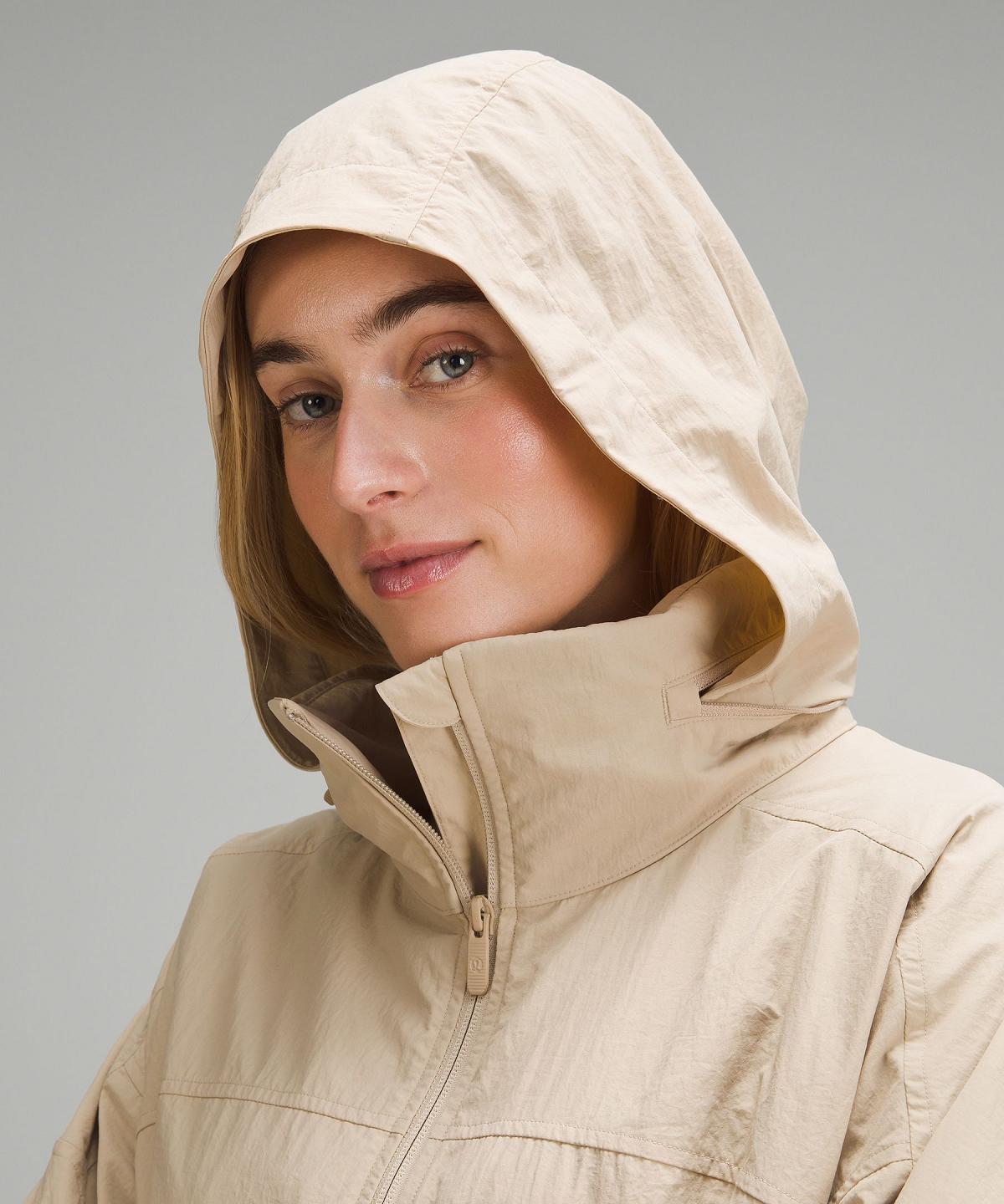 Manteaux Et Vestes Lululemon Hooded Mid-Length Utility Femme Beige | FR_LuLu60925