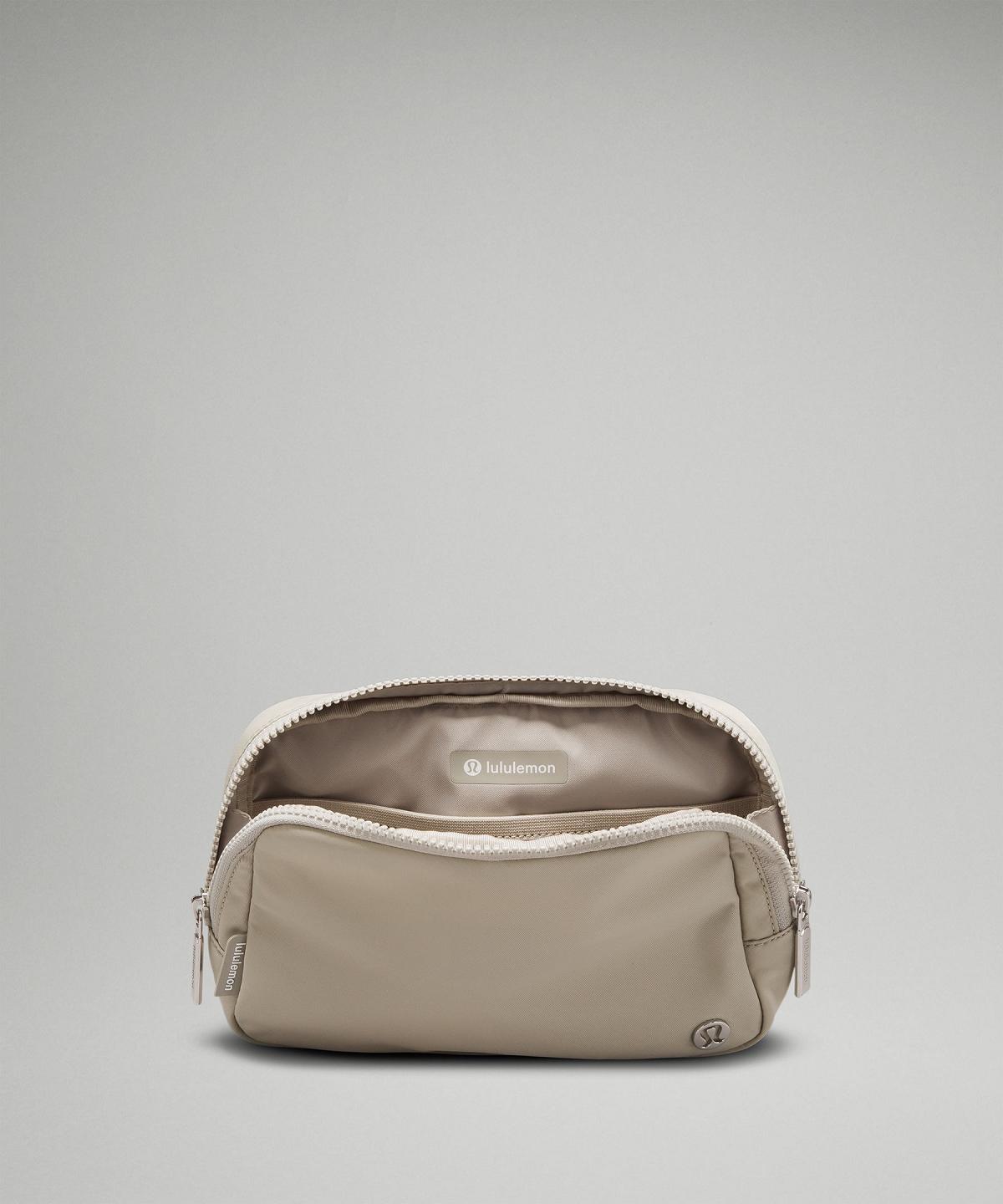 Sac Bandoulière Lululemon Everywhere Large 2L Bag Beige Blanche | FR_LuLu63961