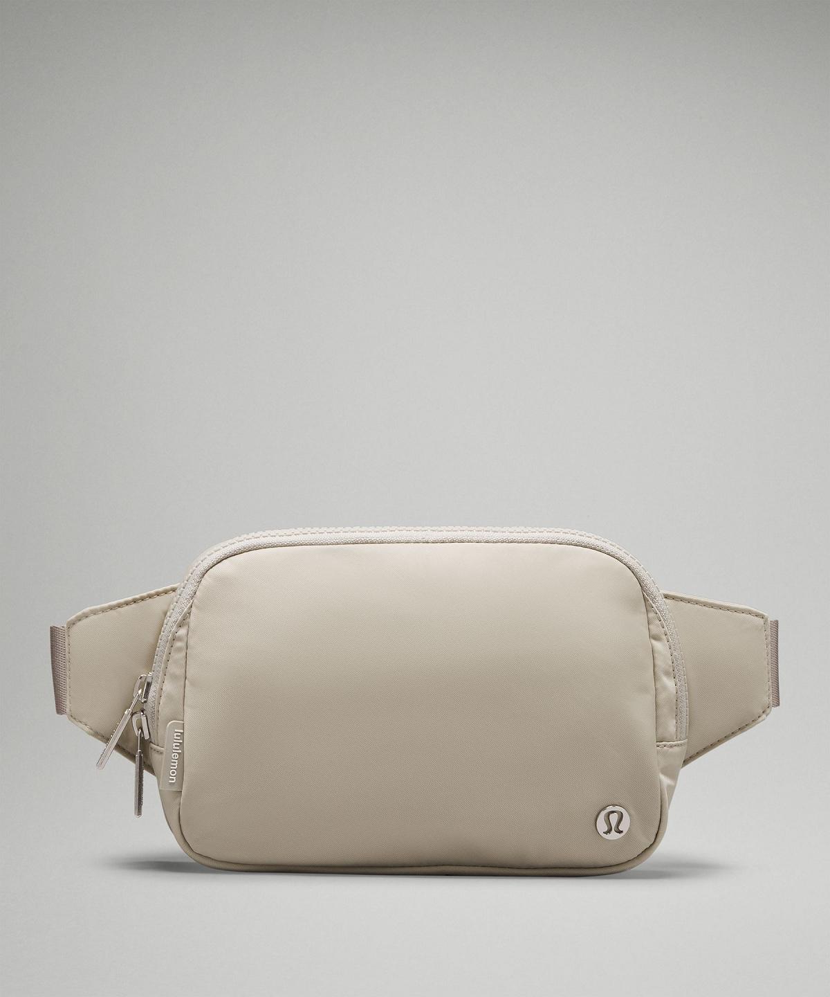 Sac Bandoulière Lululemon Everywhere Large 2L Bag Beige Blanche | FR_LuLu63961