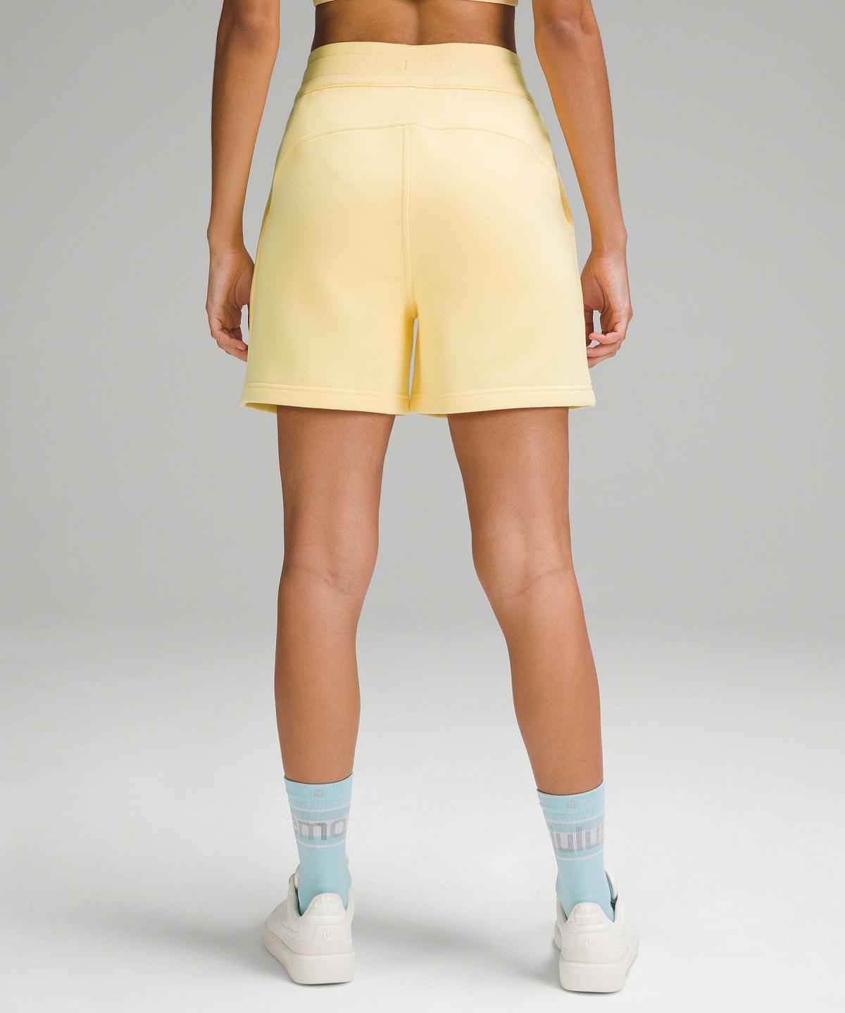 Short Lululemon Scuba High-Rise 5" Femme Jaune | FR_LuLu48998