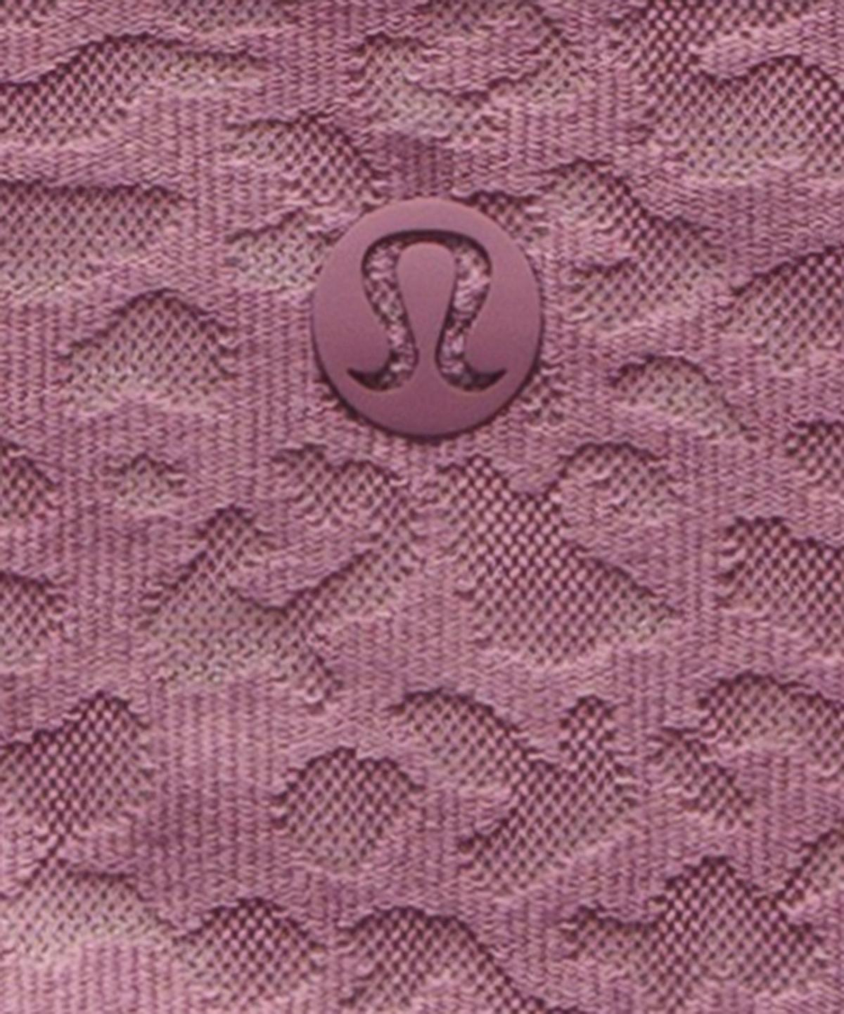 Sous Vêtement Lululemon InvisiWear Mid-Rise Thong Performance Lace Femme Menthe Violette | FR_LuLu99237