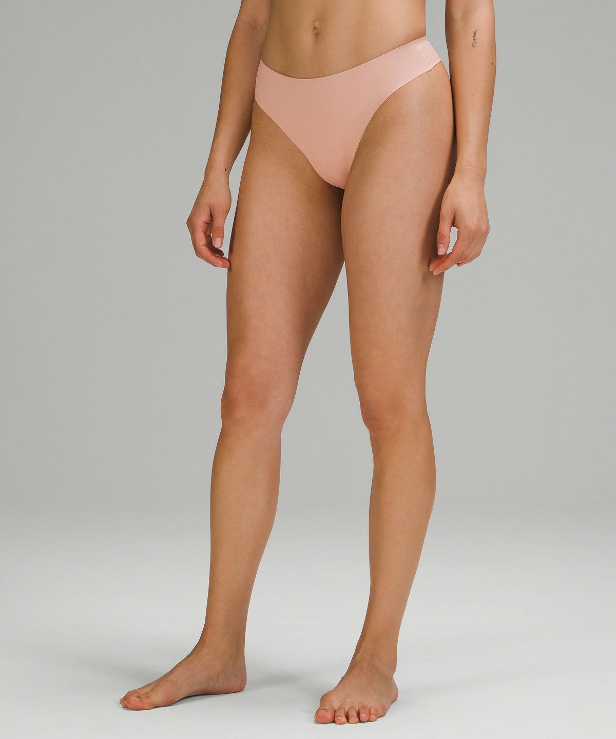 Sous Vêtement Lululemon InvisiWear Mid-Rise Thong Femme Beige | FR_LuLu19489